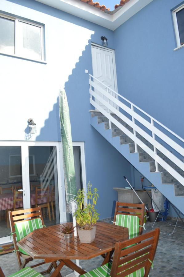 Yellow Door Gafanha da Encarnacao Exterior foto